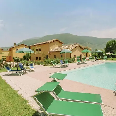 Three-bedroom In * Spoleto